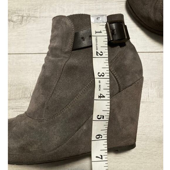 Allsaints Boots Taupe Suede Ankle booties Sz 38 or 7.5 Great cond 3.5” Heel $325 - Picture 15 of 16